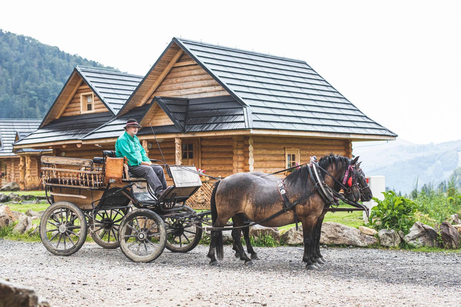 Penzion Zbojnicky Halas Hotel Tisovec Exterior photo