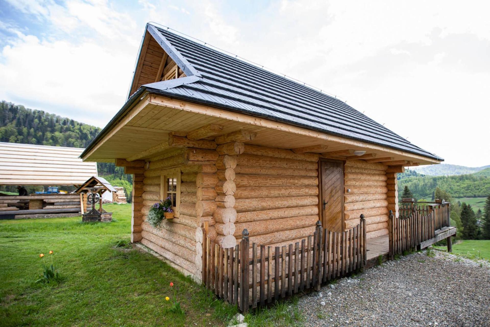 Penzion Zbojnicky Halas Hotel Tisovec Room photo